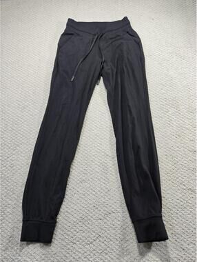 Lululemon Jogger Womens 4 Black On The Fly Luxtreme Stretch Active Travel Pants